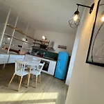 Kibilu - Piazzale Baiamonti - Brera - Centro Citta - Isola